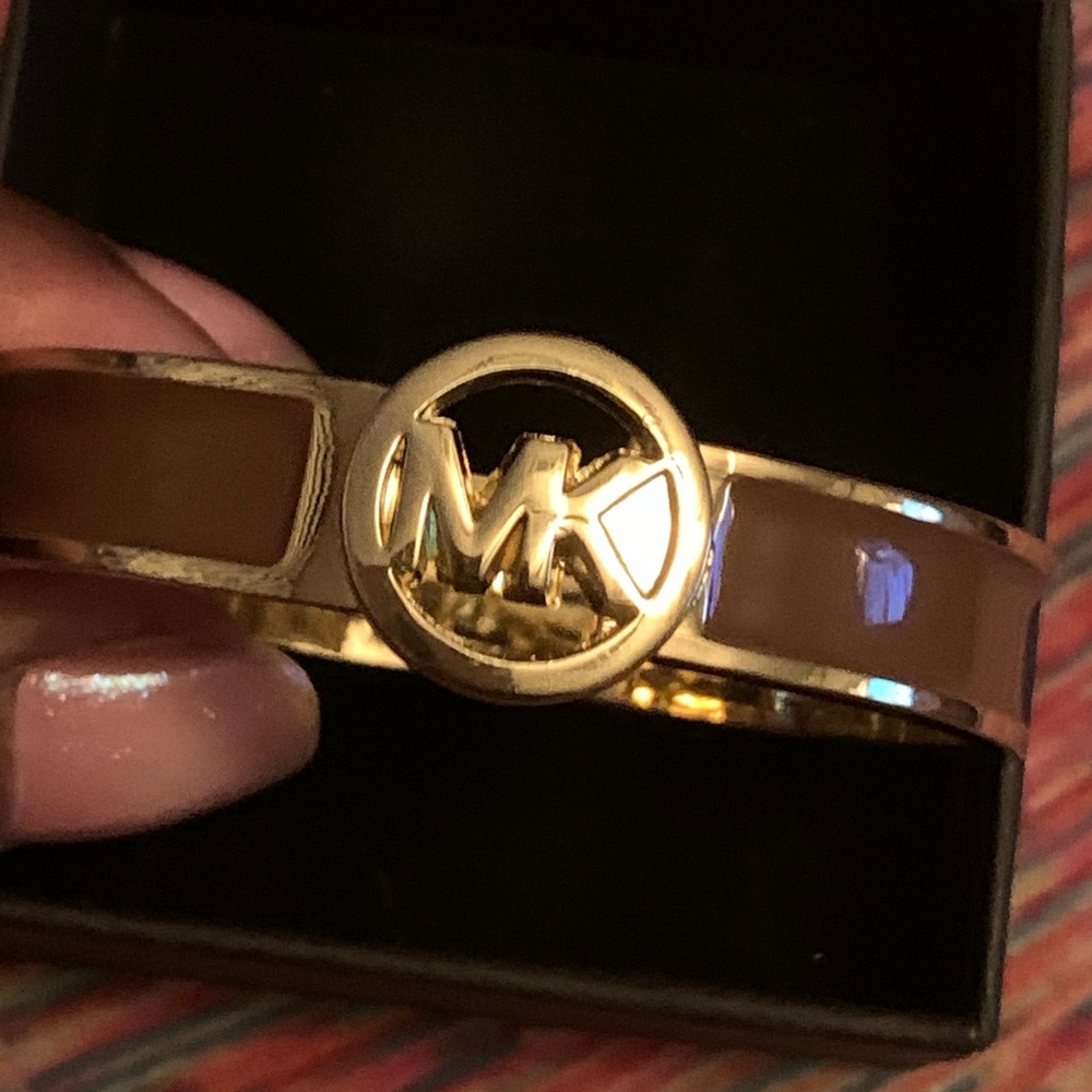 Michael Kors Hinged Bangle